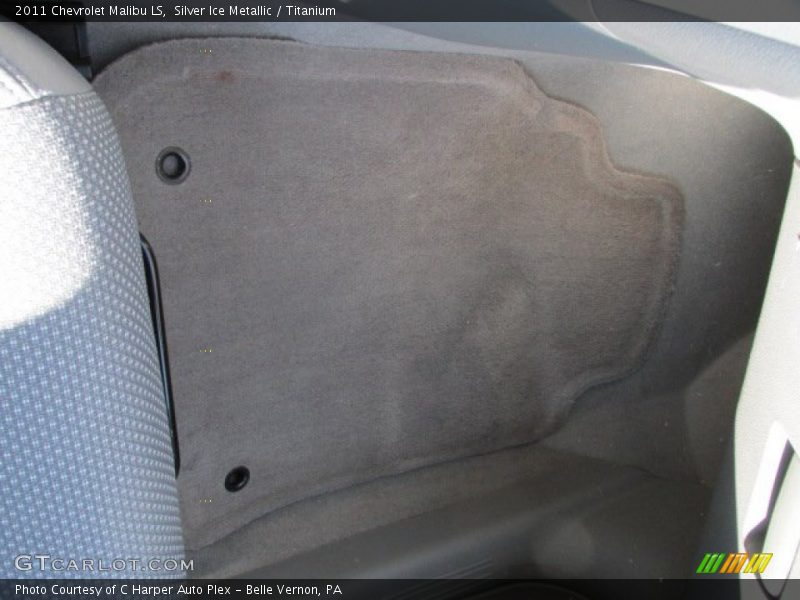Silver Ice Metallic / Titanium 2011 Chevrolet Malibu LS