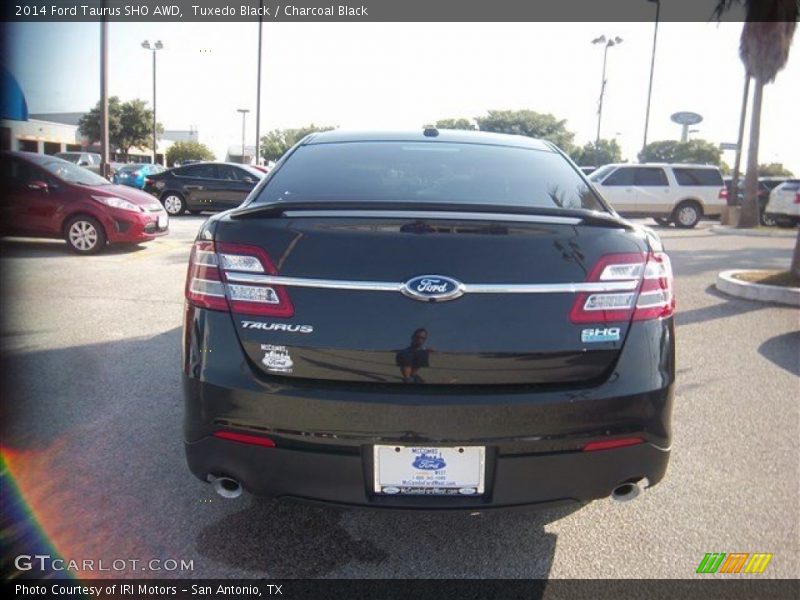 Tuxedo Black / Charcoal Black 2014 Ford Taurus SHO AWD