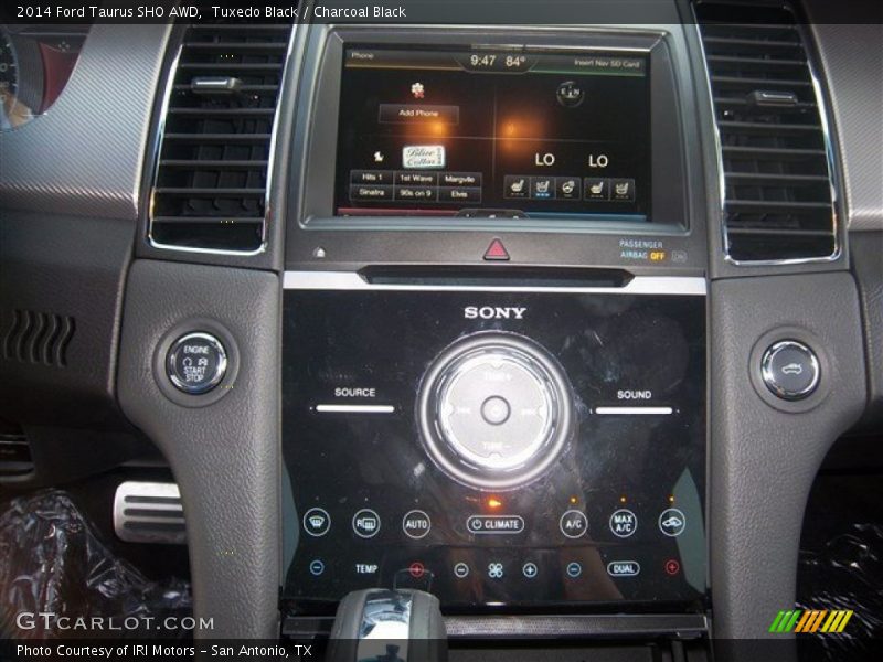 Controls of 2014 Taurus SHO AWD