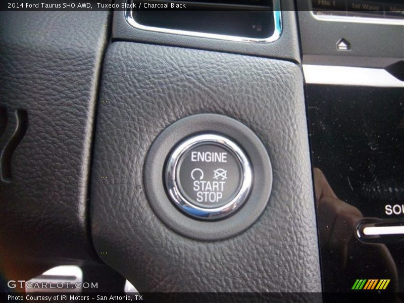 Controls of 2014 Taurus SHO AWD