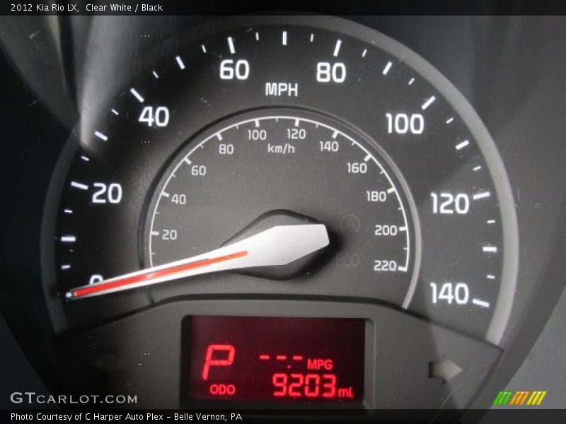 Clear White / Black 2012 Kia Rio LX