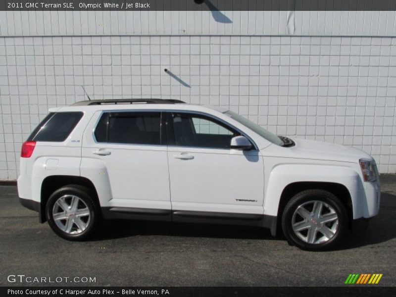 Olympic White / Jet Black 2011 GMC Terrain SLE