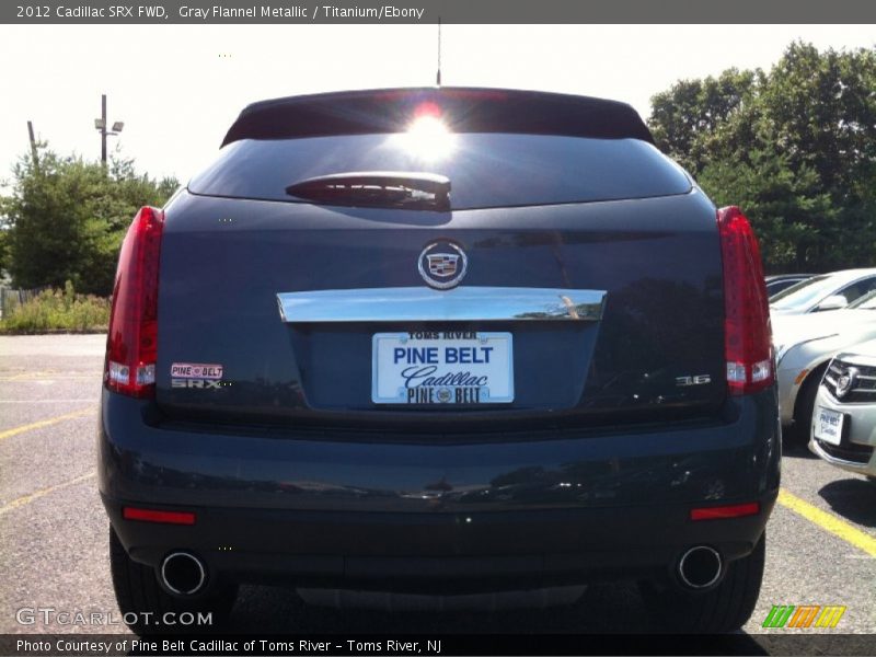 Gray Flannel Metallic / Titanium/Ebony 2012 Cadillac SRX FWD