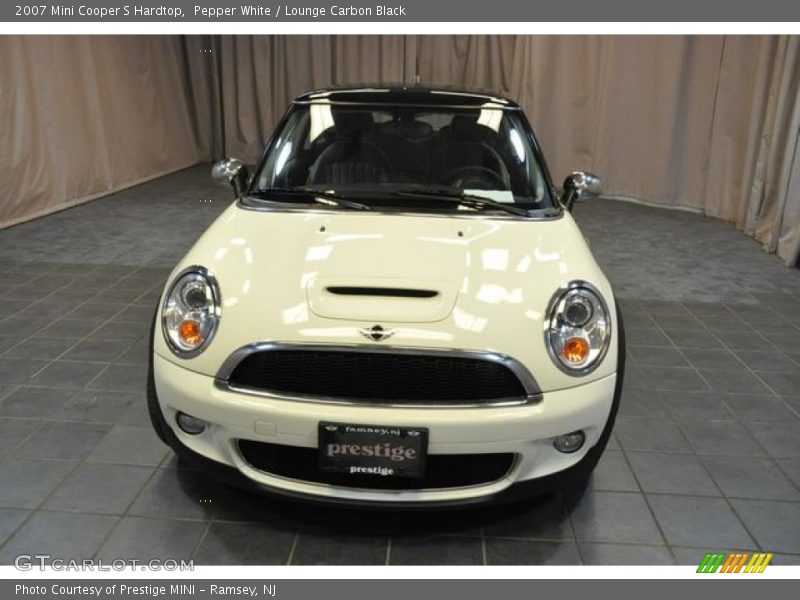 Pepper White / Lounge Carbon Black 2007 Mini Cooper S Hardtop