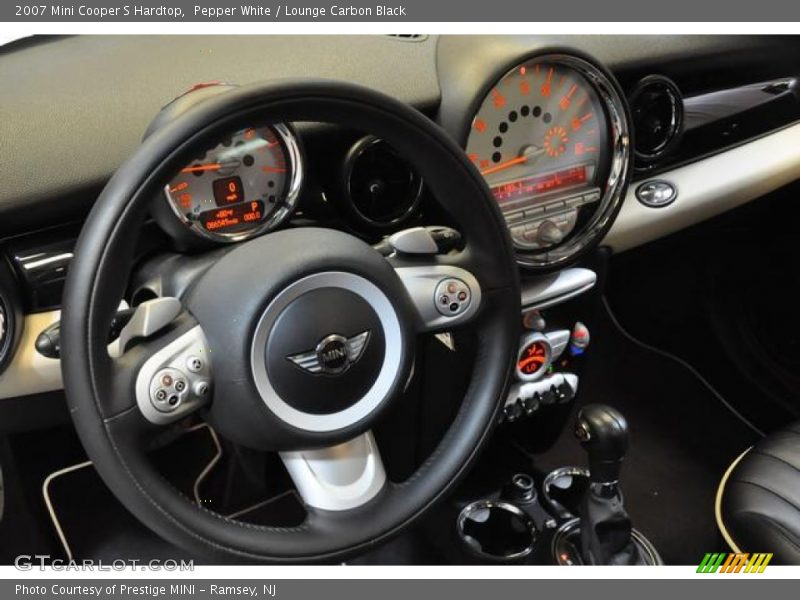 Pepper White / Lounge Carbon Black 2007 Mini Cooper S Hardtop