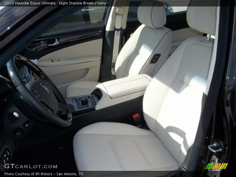 Front Seat of 2014 Equus Ultimate