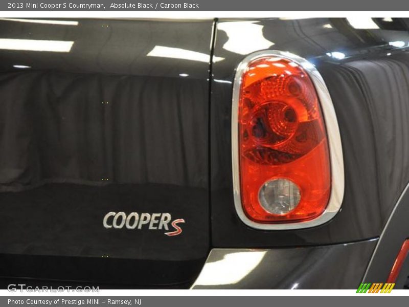 Absolute Black / Carbon Black 2013 Mini Cooper S Countryman