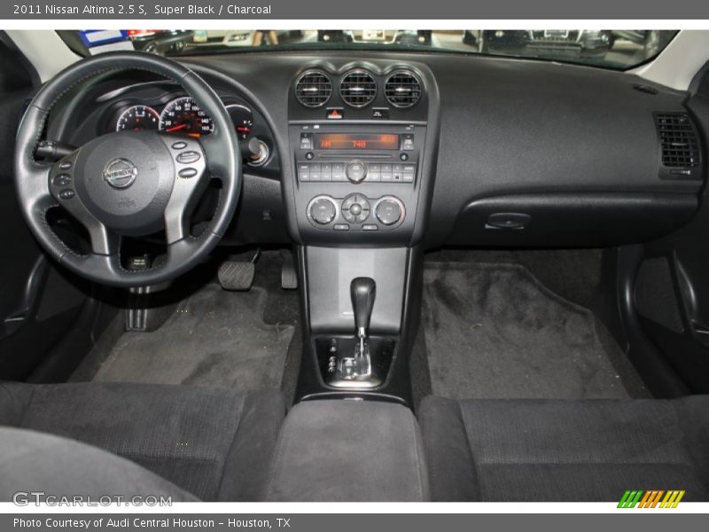 Super Black / Charcoal 2011 Nissan Altima 2.5 S