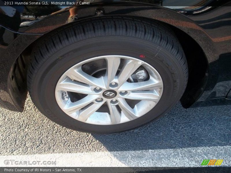 Midnight Black / Camel 2013 Hyundai Sonata GLS