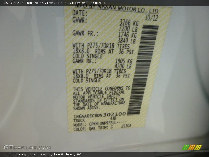 Glacier White / Charcoal 2013 Nissan Titan Pro-4X Crew Cab 4x4