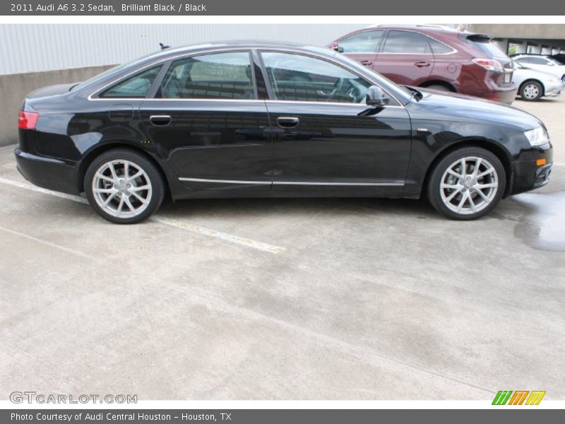 Brilliant Black / Black 2011 Audi A6 3.2 Sedan