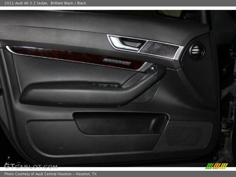 Brilliant Black / Black 2011 Audi A6 3.2 Sedan
