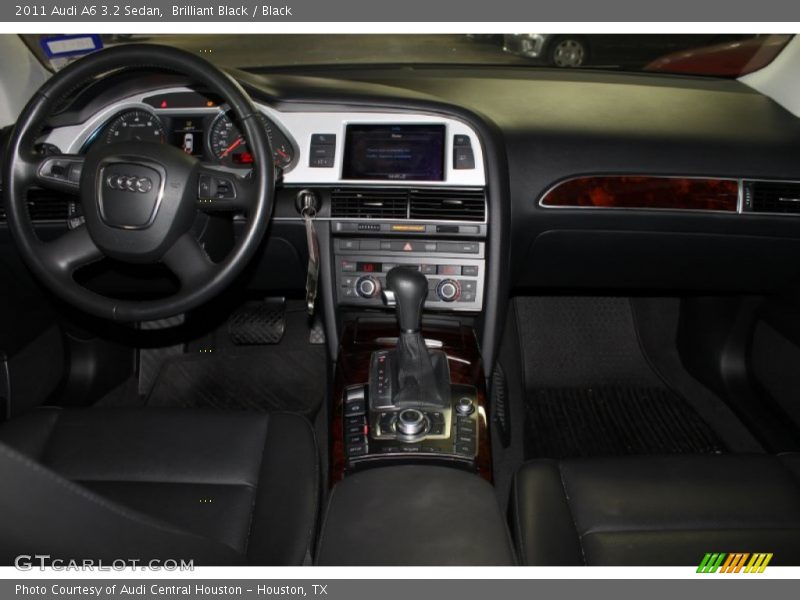 Brilliant Black / Black 2011 Audi A6 3.2 Sedan