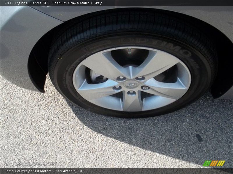 Titanium Gray Metallic / Gray 2013 Hyundai Elantra GLS