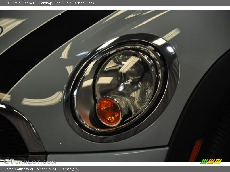 Ice Blue / Carbon Black 2013 Mini Cooper S Hardtop