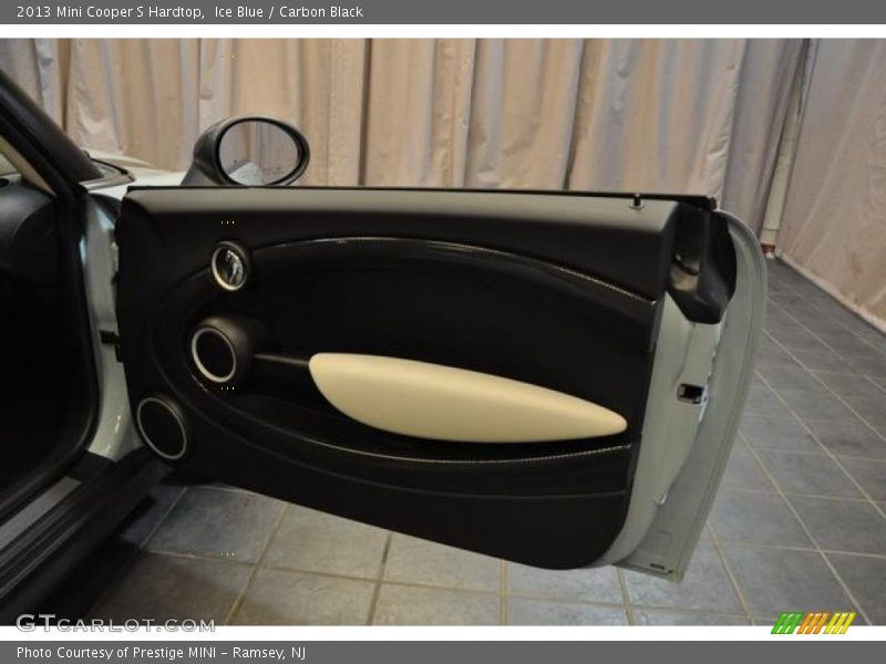 Ice Blue / Carbon Black 2013 Mini Cooper S Hardtop