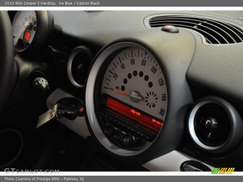Ice Blue / Carbon Black 2013 Mini Cooper S Hardtop