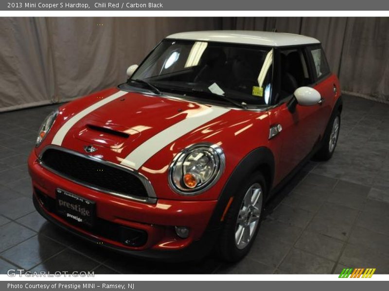 Chili Red / Carbon Black 2013 Mini Cooper S Hardtop