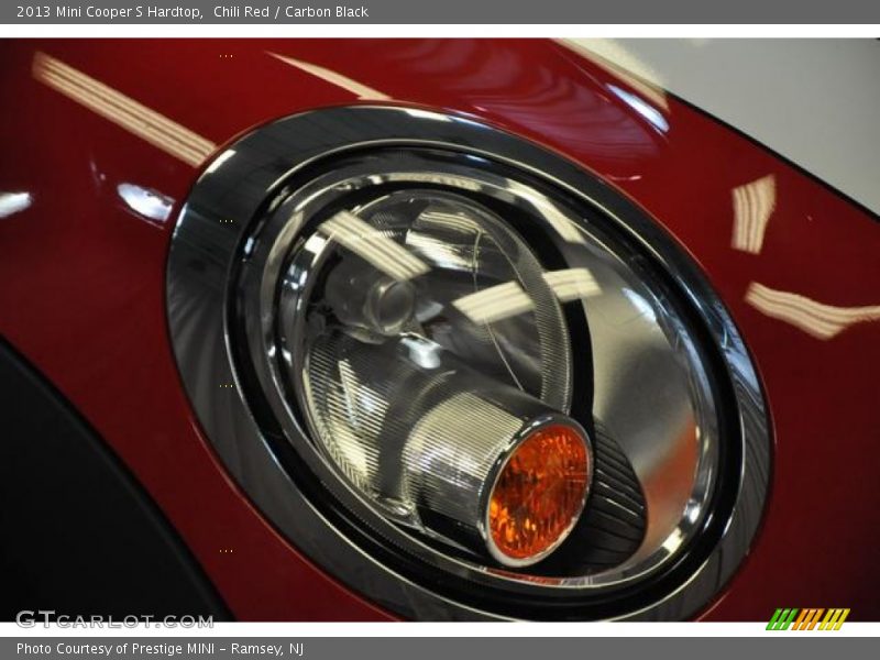 Chili Red / Carbon Black 2013 Mini Cooper S Hardtop
