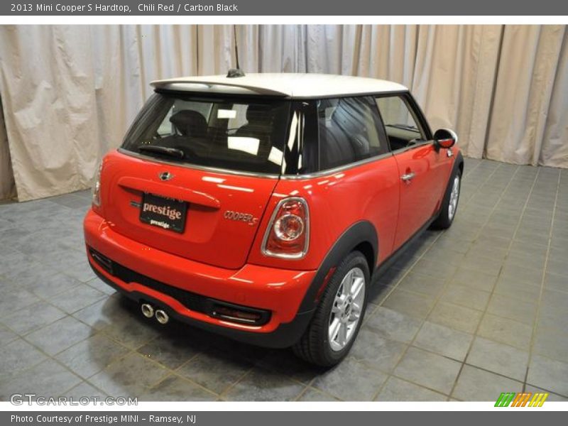 Chili Red / Carbon Black 2013 Mini Cooper S Hardtop