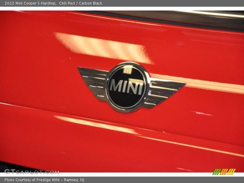 Chili Red / Carbon Black 2013 Mini Cooper S Hardtop