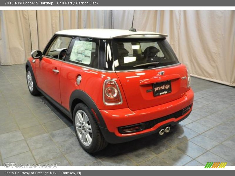 Chili Red / Carbon Black 2013 Mini Cooper S Hardtop