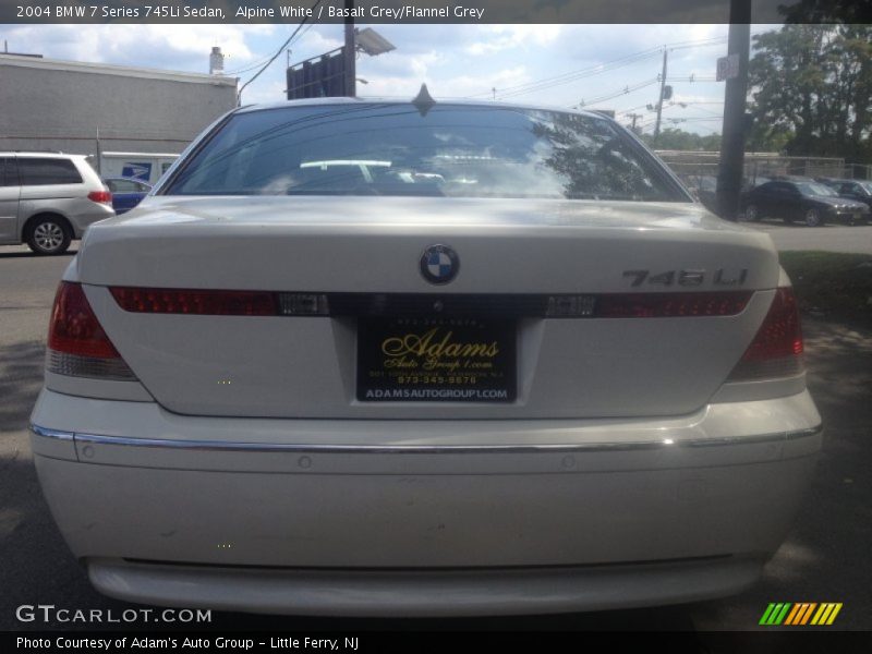 Alpine White / Basalt Grey/Flannel Grey 2004 BMW 7 Series 745Li Sedan