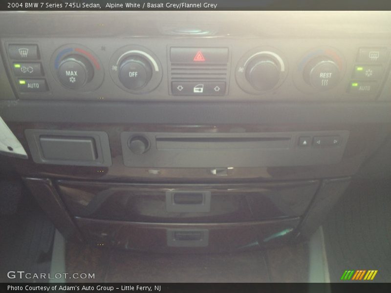 Alpine White / Basalt Grey/Flannel Grey 2004 BMW 7 Series 745Li Sedan