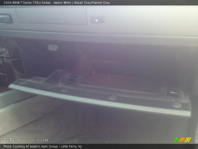 Alpine White / Basalt Grey/Flannel Grey 2004 BMW 7 Series 745Li Sedan