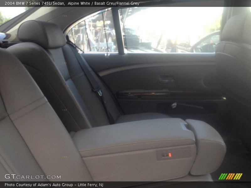 Alpine White / Basalt Grey/Flannel Grey 2004 BMW 7 Series 745Li Sedan