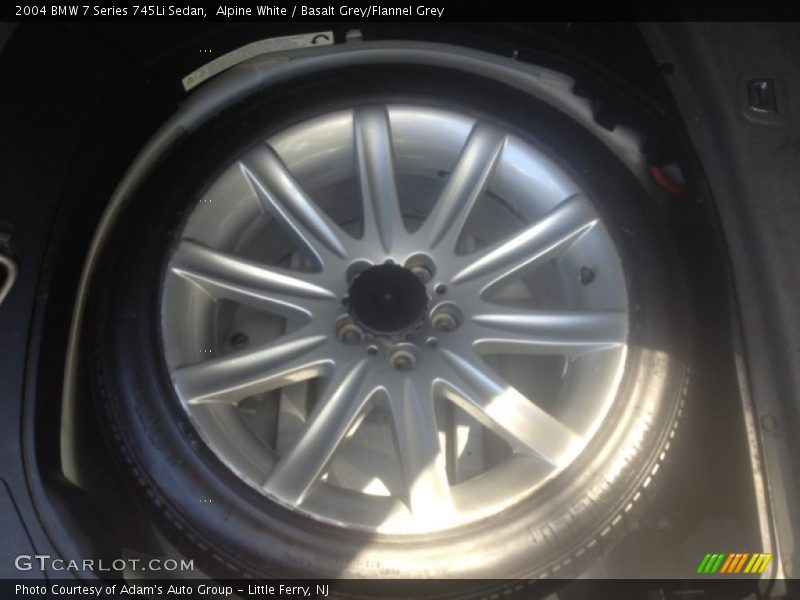 Alpine White / Basalt Grey/Flannel Grey 2004 BMW 7 Series 745Li Sedan