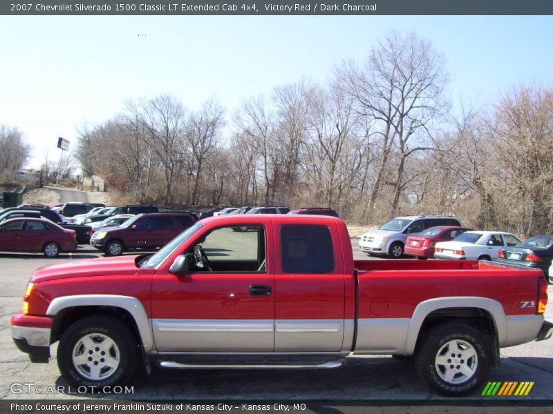 Victory Red / Dark Charcoal 2007 Chevrolet Silverado 1500 Classic LT Extended Cab 4x4