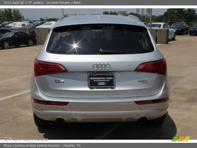 Ice Silver Metallic / Black 2011 Audi Q5 2.0T quattro