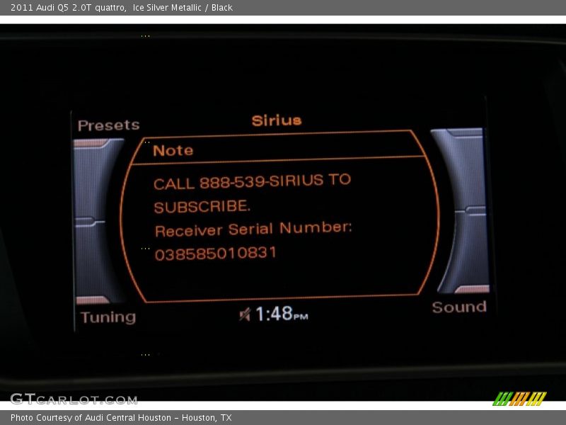 Ice Silver Metallic / Black 2011 Audi Q5 2.0T quattro