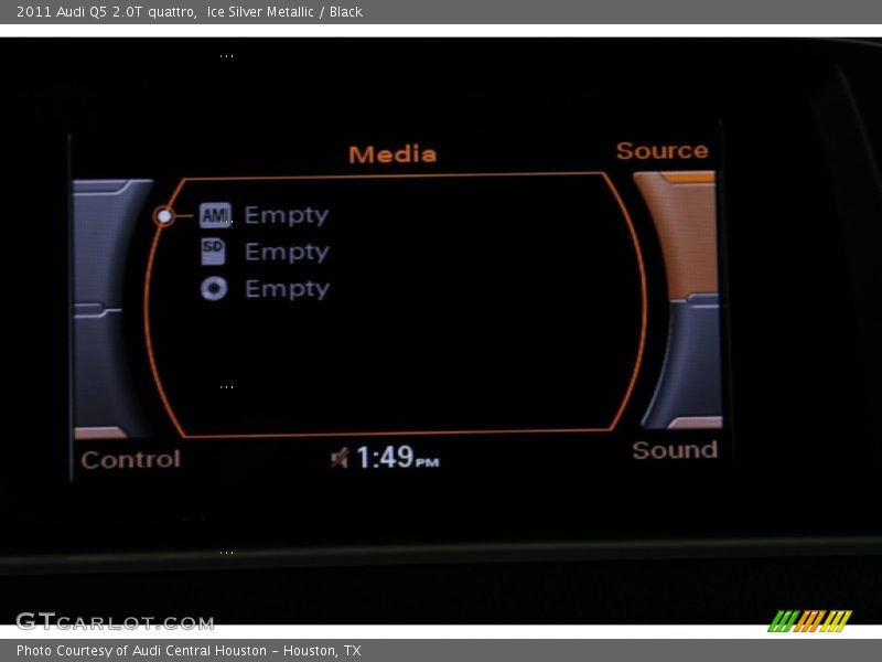 Ice Silver Metallic / Black 2011 Audi Q5 2.0T quattro