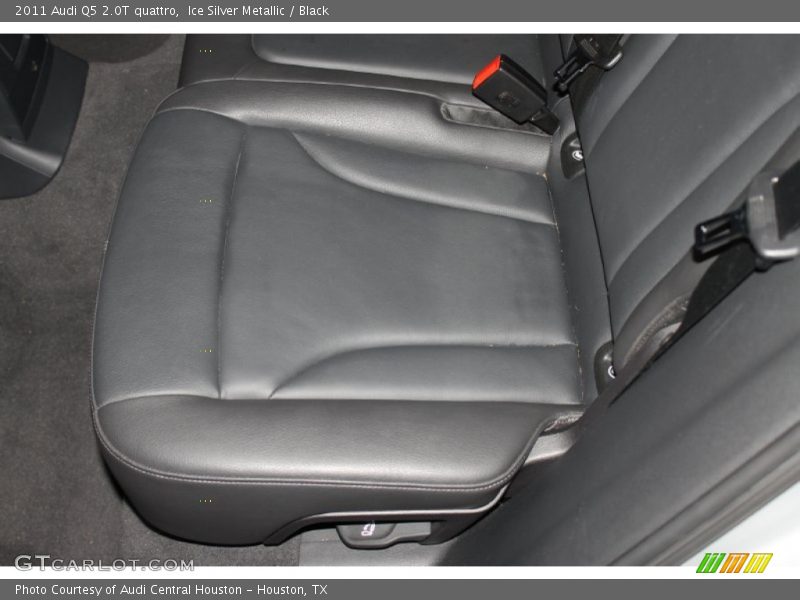 Ice Silver Metallic / Black 2011 Audi Q5 2.0T quattro