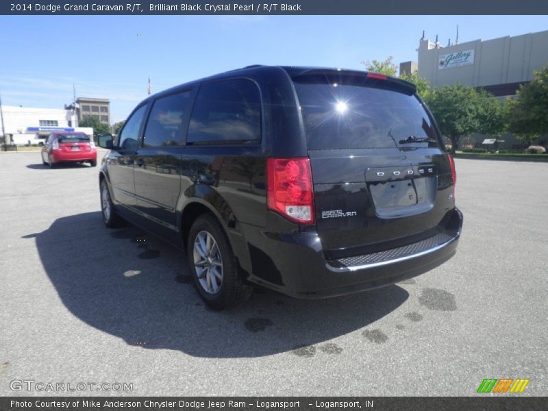 Brilliant Black Crystal Pearl / R/T Black 2014 Dodge Grand Caravan R/T