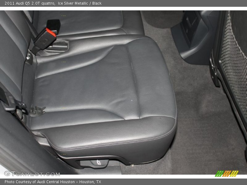 Ice Silver Metallic / Black 2011 Audi Q5 2.0T quattro