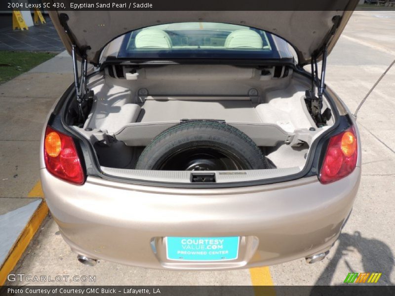 Egyptian Sand Pearl / Saddle 2004 Lexus SC 430