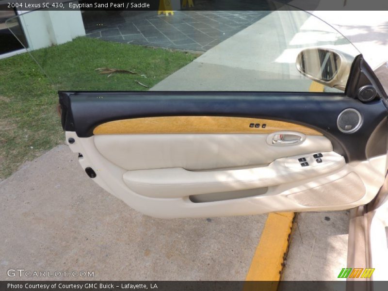 Egyptian Sand Pearl / Saddle 2004 Lexus SC 430