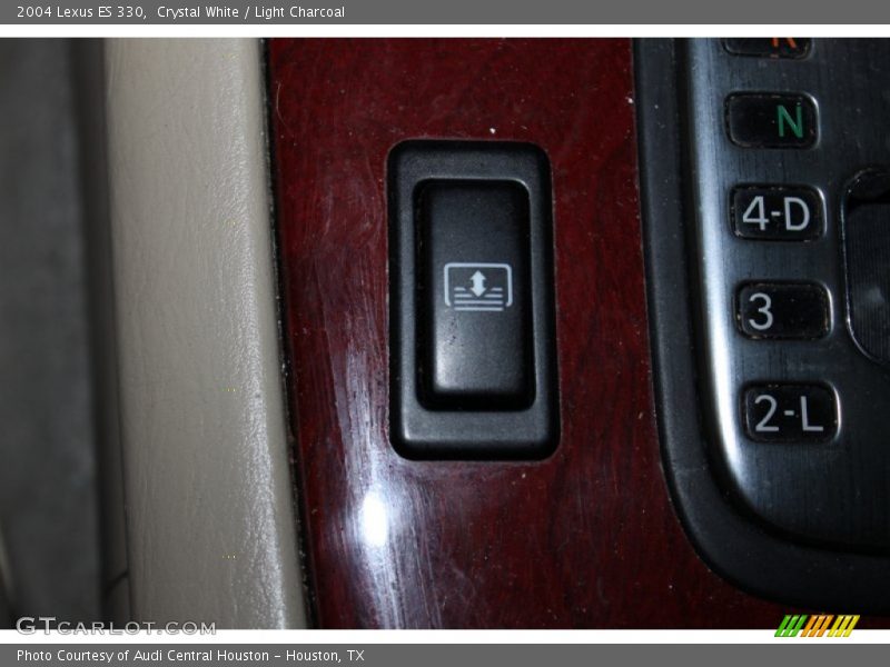 Crystal White / Light Charcoal 2004 Lexus ES 330