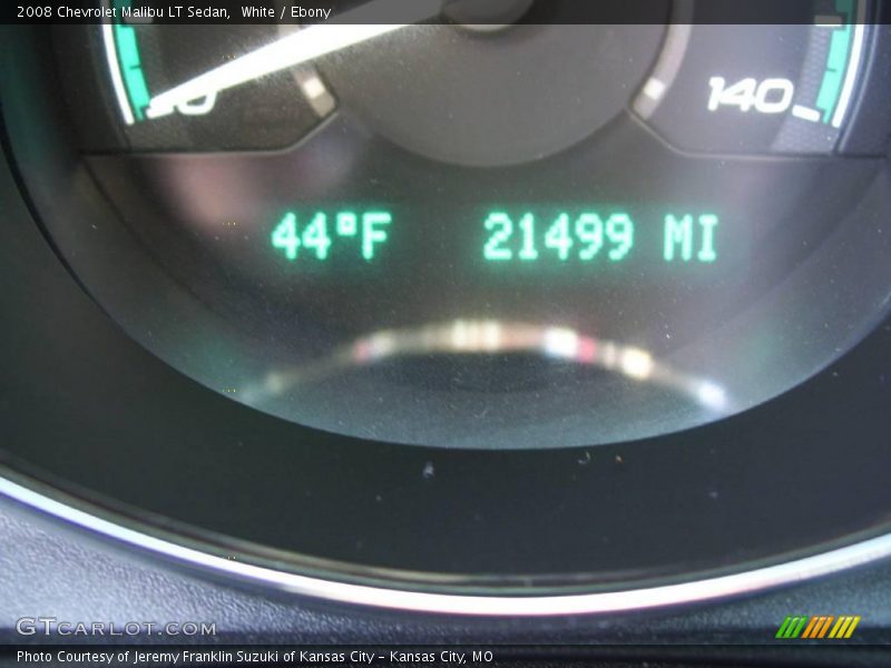 White / Ebony 2008 Chevrolet Malibu LT Sedan