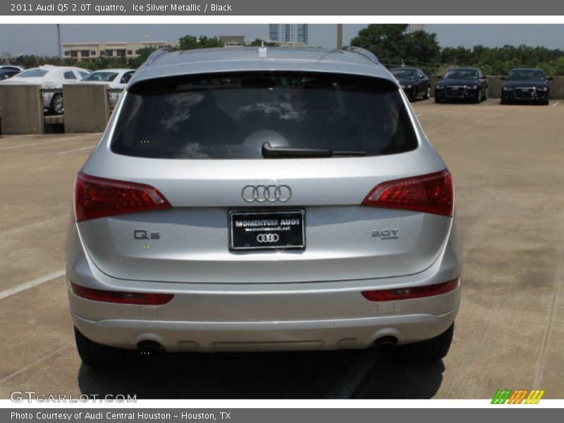 Ice Silver Metallic / Black 2011 Audi Q5 2.0T quattro