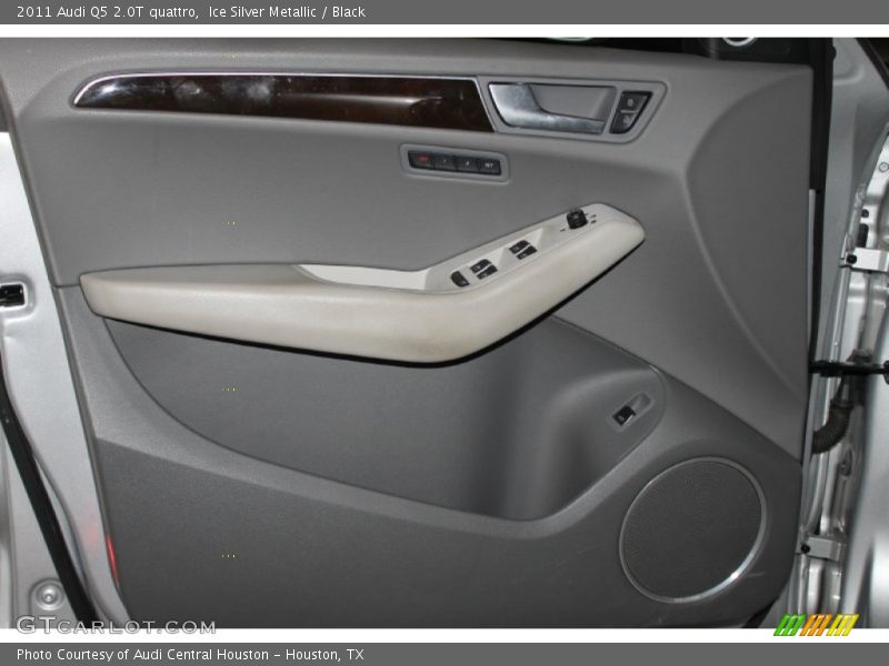 Ice Silver Metallic / Black 2011 Audi Q5 2.0T quattro