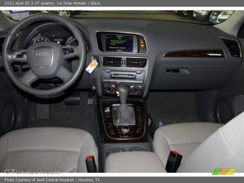 Ice Silver Metallic / Black 2011 Audi Q5 2.0T quattro