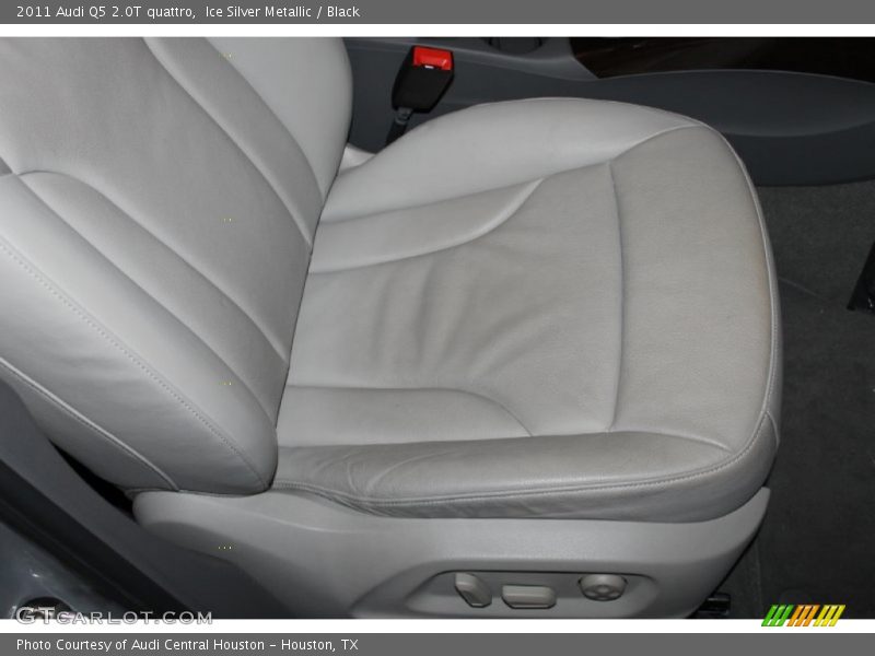 Ice Silver Metallic / Black 2011 Audi Q5 2.0T quattro
