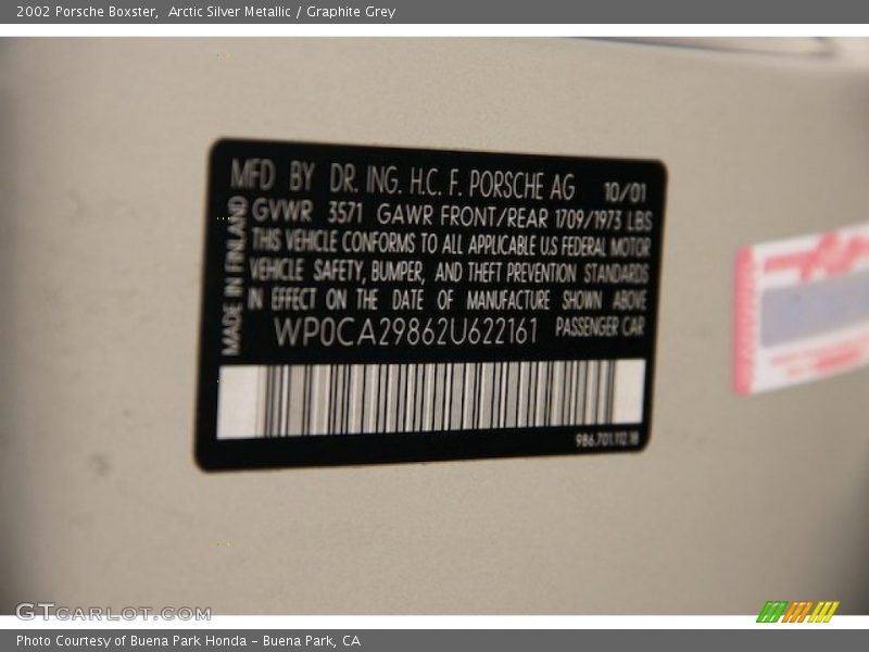 Arctic Silver Metallic / Graphite Grey 2002 Porsche Boxster