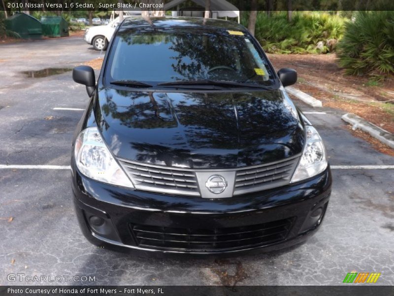 Super Black / Charcoal 2010 Nissan Versa 1.6 Sedan