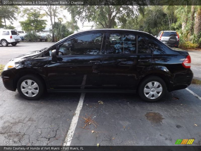 Super Black / Charcoal 2010 Nissan Versa 1.6 Sedan