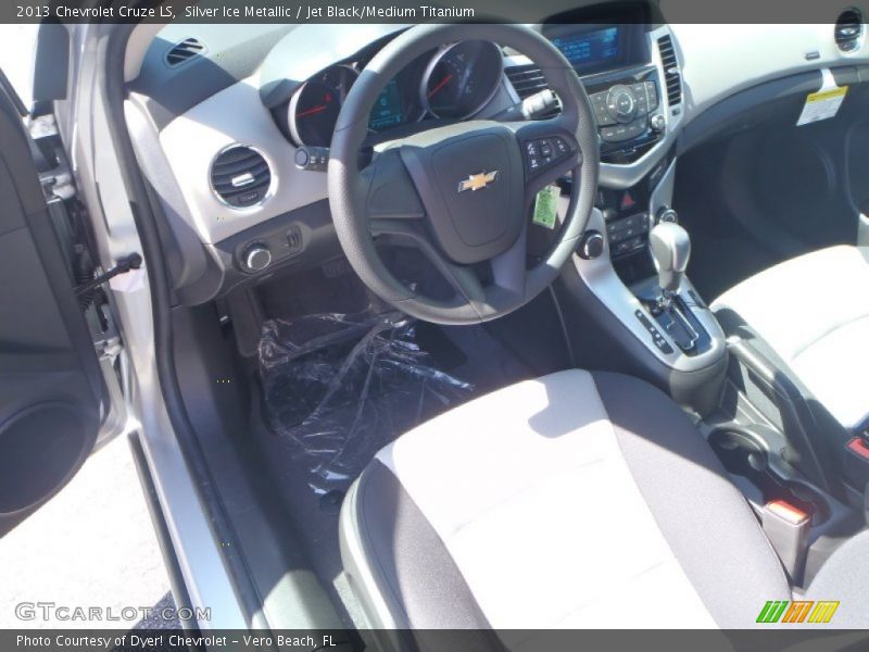 Silver Ice Metallic / Jet Black/Medium Titanium 2013 Chevrolet Cruze LS